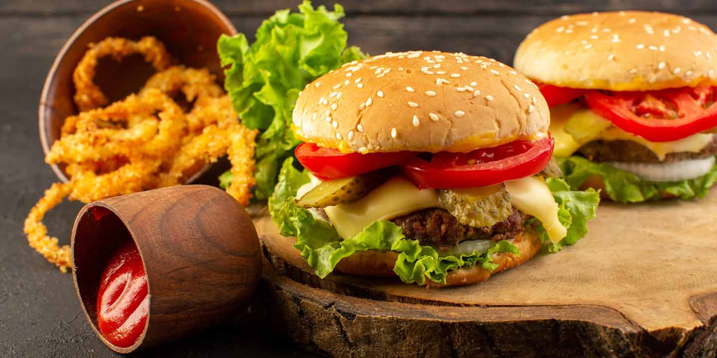 7 Rekomendasi Franchise Burger Murah dari Indonesia. Tertarik